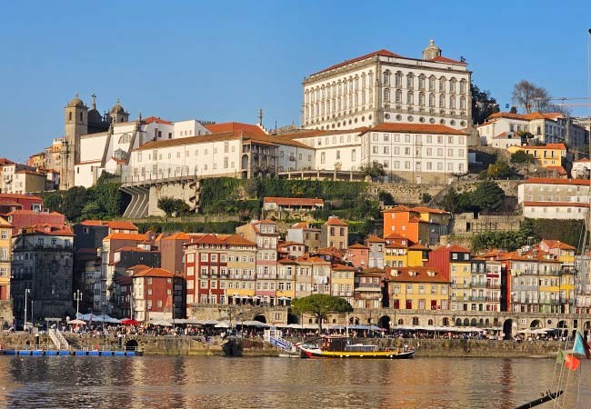 Giorno 02 · Corsa sul Douro e Porto da vivere