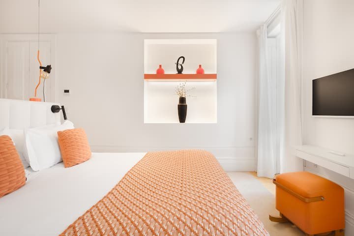 Stanza 04, letto matrimoniale, bagno privato