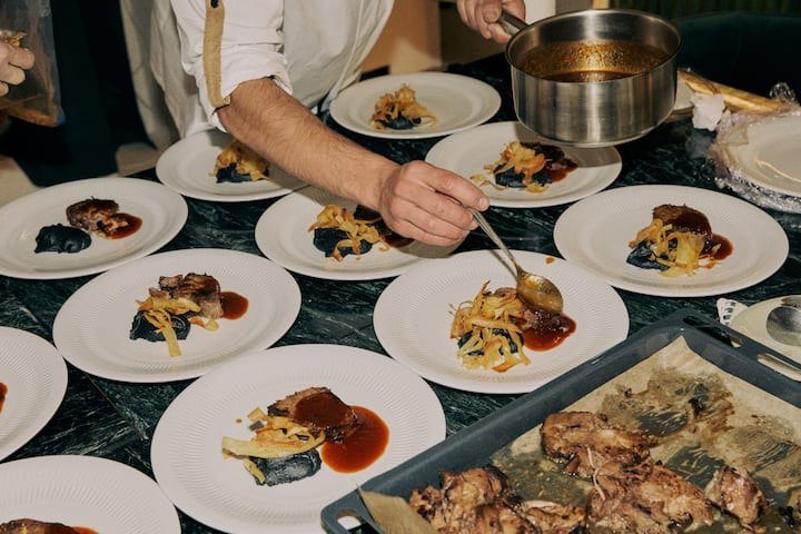 Lo chef che impiatta